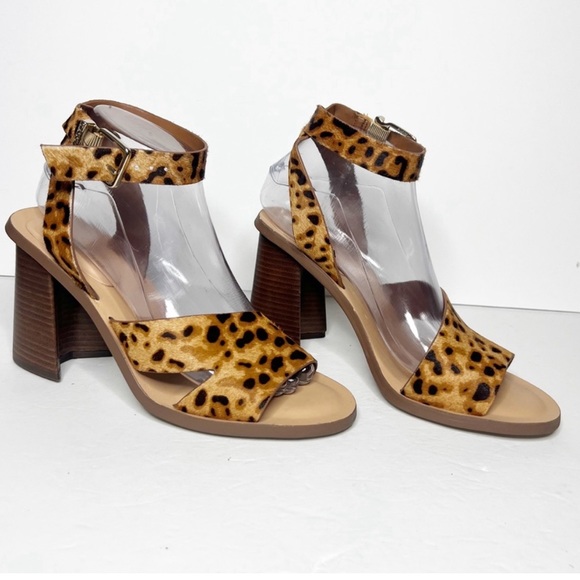 Gianni Bini Cheetah Calf Hair heels - Picture 1 of 7